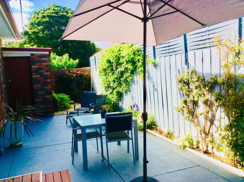 Avilla By The Bay - Accommodation Main Beach 21