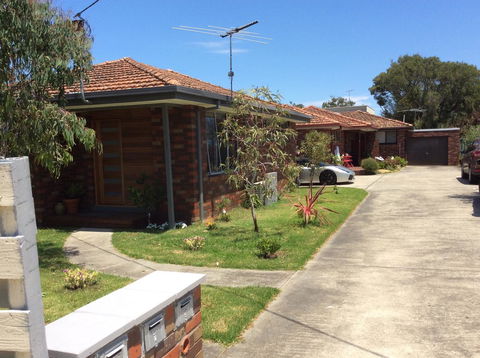 Avilla By The Bay - Accommodation Main Beach 13