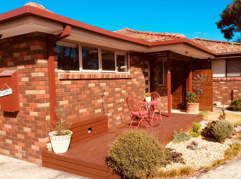 Avilla By The Bay - Accommodation Main Beach 0