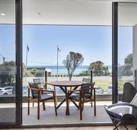 Blairgowrie Apartment 1 - on the beach - Accommodation Main Beach