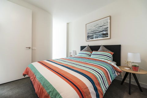 Ocean View/South-bank Premium Location 2 Bedroom Apartments - Accommodation Main Beach 8