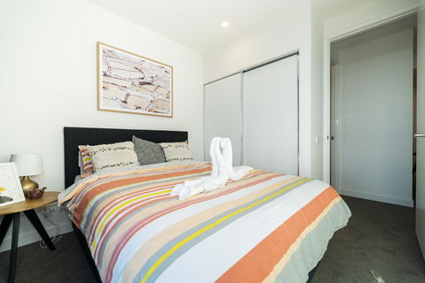 Ocean View/South-bank Premium Location 2 Bedroom Apartments - Accommodation Main Beach 6
