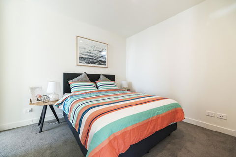 Ocean View/South-bank Premium Location 2 Bedroom Apartments - Accommodation Main Beach 9