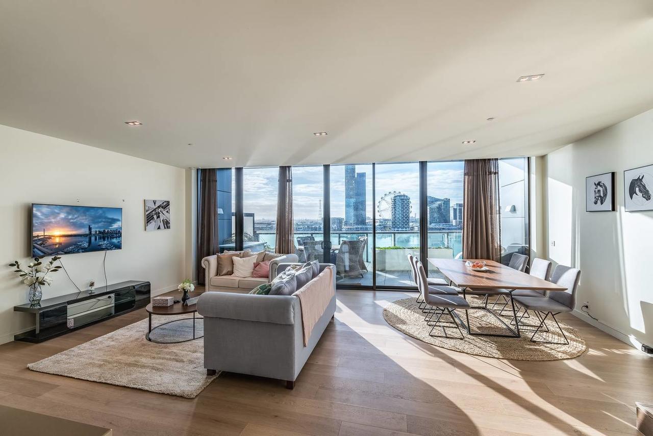 Docklands VIC Accommodation Main Beach