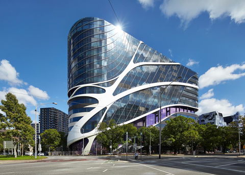 City Edge North Melbourne Apartment Hotel - Accommodation Main Beach 24
