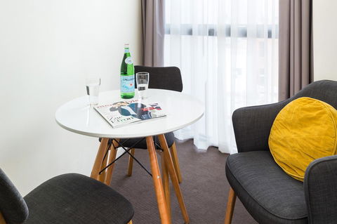 City Edge North Melbourne Apartment Hotel - Accommodation Main Beach 16