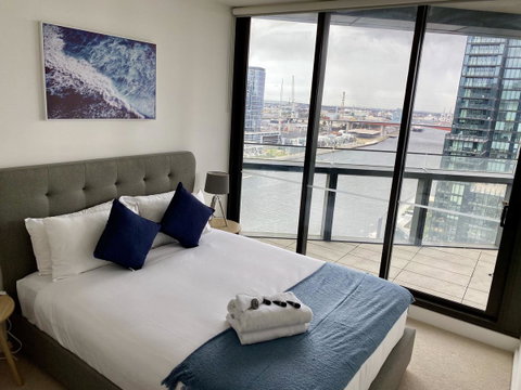 JC Waterfront Apartments On Collins - Accommodation Main Beach 3