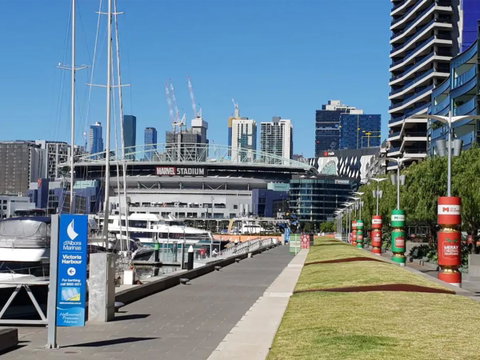 JC Waterfront Apartments On Collins - Accommodation Main Beach 24