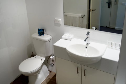 Quest Cheltenham - Accommodation Main Beach 32