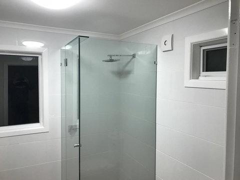 The Hill House - Accommodation Main Beach 12