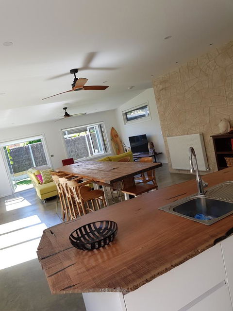 Zeally Bay Stay Deep Ocean - Accommodation Main Beach 4