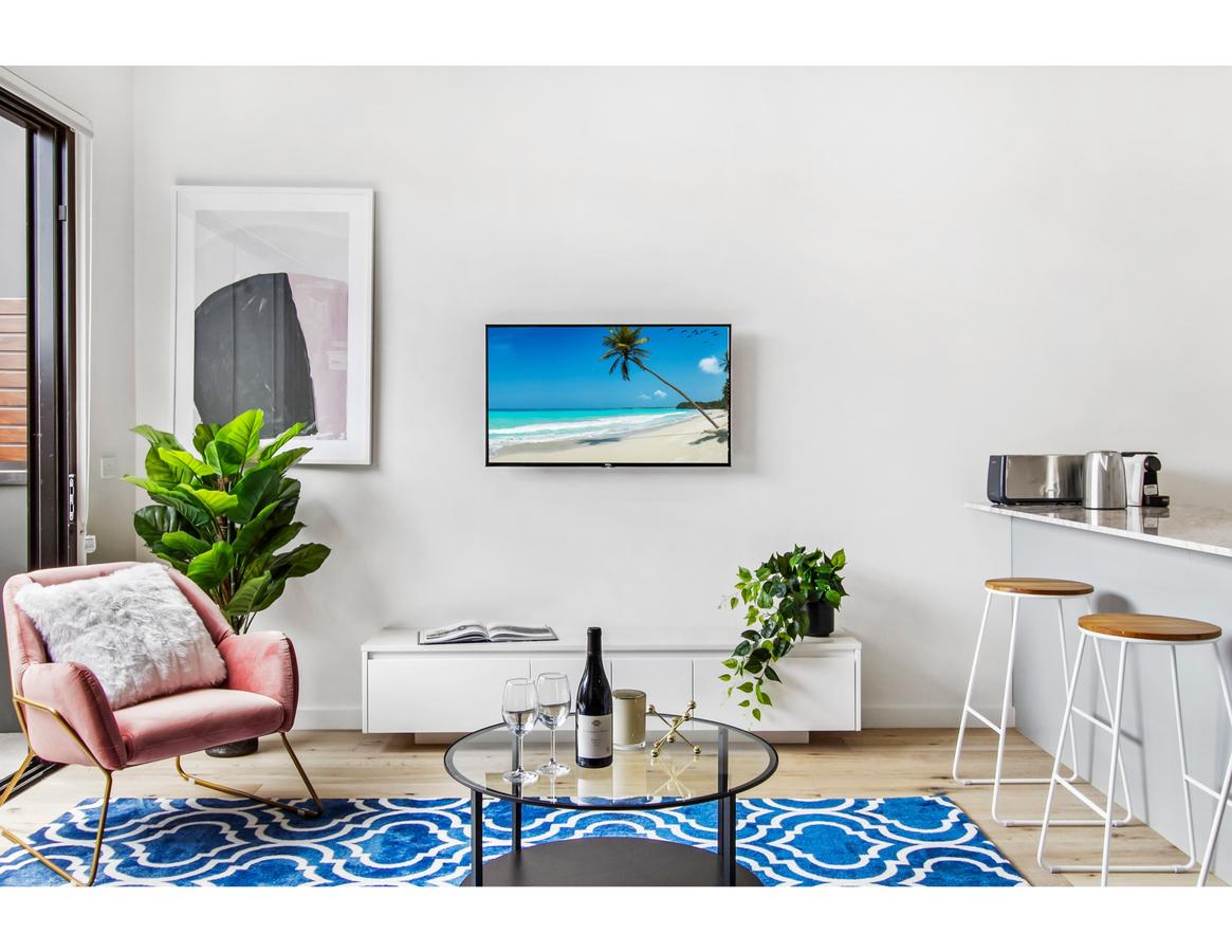  Accommodation Main Beach