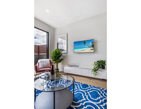 Boutique Apartment In Quiet, Sought-after Suburb - Accommodation Main Beach 11