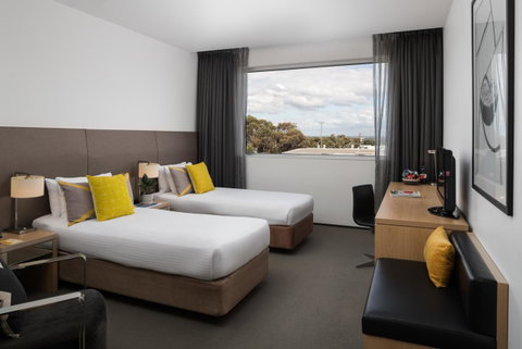 Atura Dandenong - Accommodation Main Beach 2
