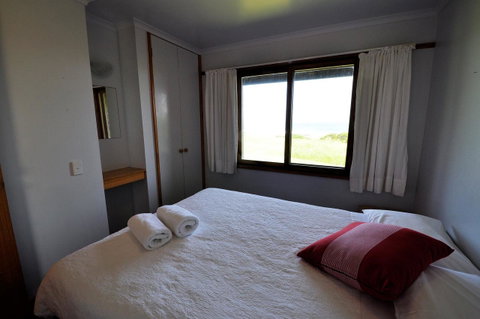 14 Steps - Accommodation Main Beach 7