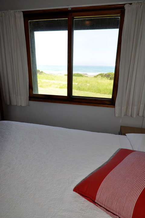 14 Steps - Accommodation Main Beach 6