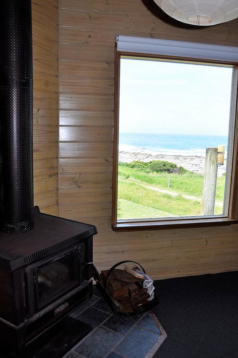 14 Steps - Accommodation Main Beach 11