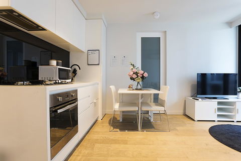 Ali & Hill Accommodation@lighthouse - Accommodation Main Beach 4