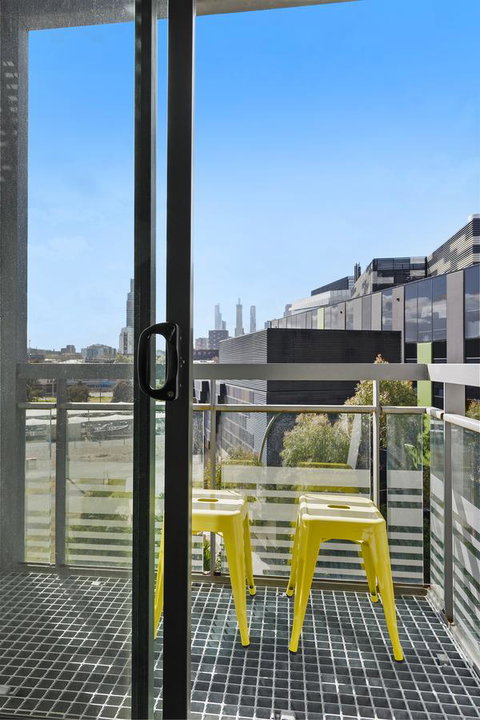 Docklands Private Collection - City Harbour Apartments - Accommodation Main Beach 25