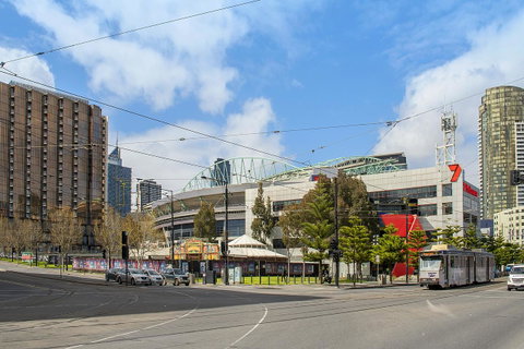 Docklands Private Collection - City Harbour Apartments - Accommodation Main Beach 26