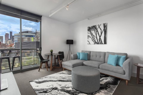 Docklands Private Collection - City Harbour Apartments - Accommodation Main Beach 3