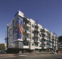 Vue Apartments  Day Spa - Accommodation Main Beach