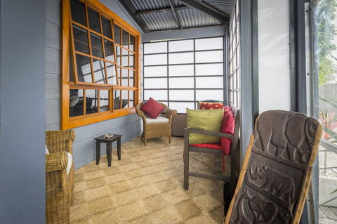 Azen Haven - Accommodation Main Beach 15