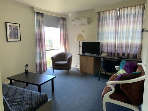 Albert Heights Serviced Apartments - Accommodation Main Beach 23