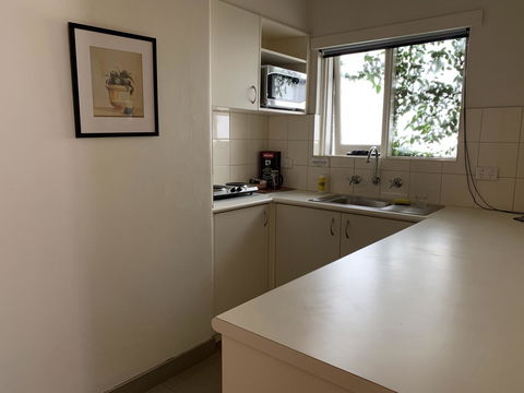 Albert Heights Serviced Apartments - Accommodation Main Beach 21