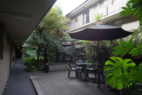 Albert Heights Serviced Apartments - Accommodation Main Beach 16