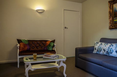 Albert Heights Serviced Apartments - Accommodation Main Beach 9