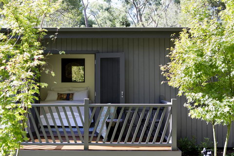 Botanica Editions - Accommodation Main Beach 20