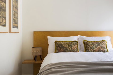 Botanica Editions - Accommodation Main Beach 11