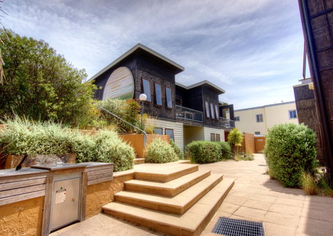 Lornebeach Apartments - Accommodation Main Beach 7