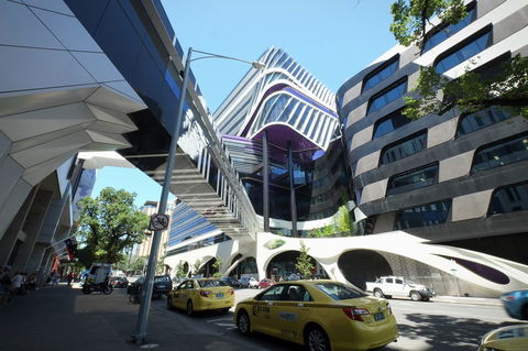 Turnkey Accommodation-North Melbourne - Accommodation Main Beach 12