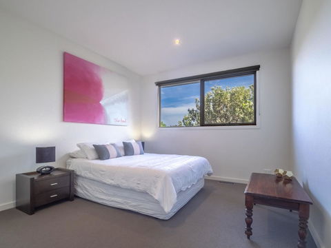 Blairgowrie Moonah Beach House: Walk To Beach - Accommodation Main Beach 13