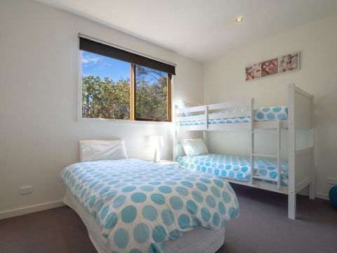 Blairgowrie Moonah Beach House: Walk To Beach - Accommodation Main Beach 10