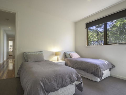 Blairgowrie Moonah Beach House: Walk To Beach - Accommodation Main Beach 12