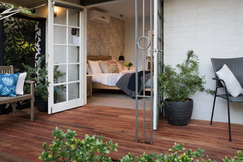 East Street Daylesford - Accommodation Main Beach 5