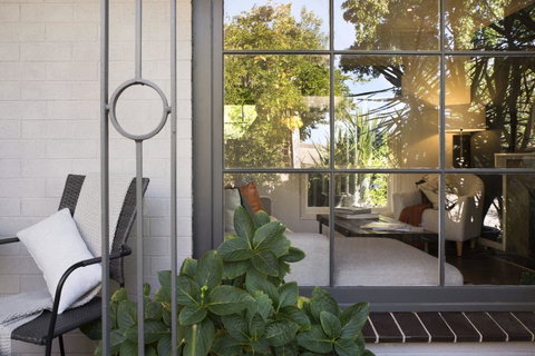 East Street Daylesford - Accommodation Main Beach 22