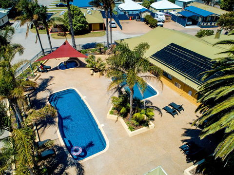 BIG4 Whiters Holiday Village - Accommodation Main Beach 3