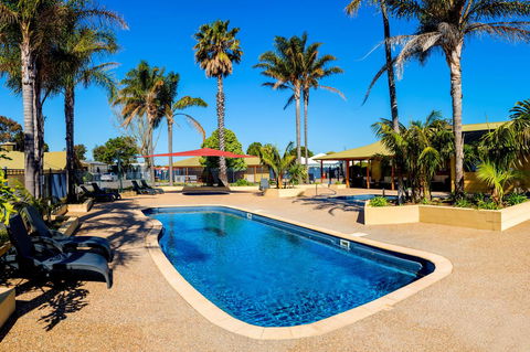 BIG4 Whiters Holiday Village - Accommodation Main Beach 2