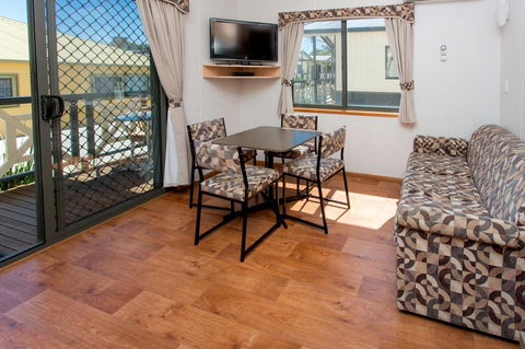 BIG4 Whiters Holiday Village - Accommodation Main Beach 34