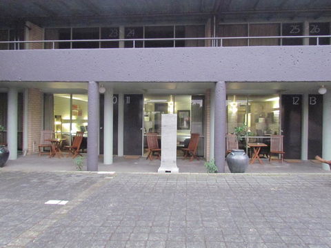 The Olive Tree Motel - Accommodation Main Beach 18