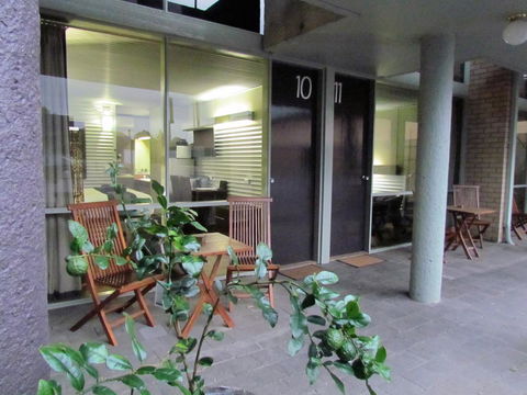 The Olive Tree Motel - Accommodation Main Beach 8