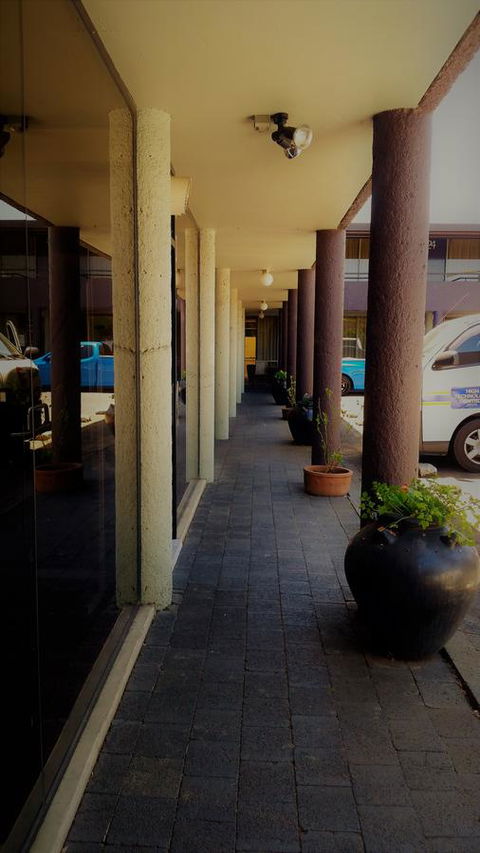 The Olive Tree Motel - Accommodation Main Beach 20