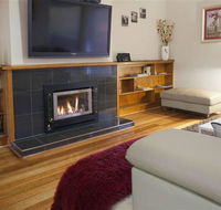 Lake Wendouree Luxury Apartments on Grove - Accommodation Main Beach