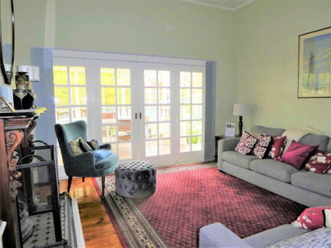 Fairbank House - Accommodation Main Beach 5