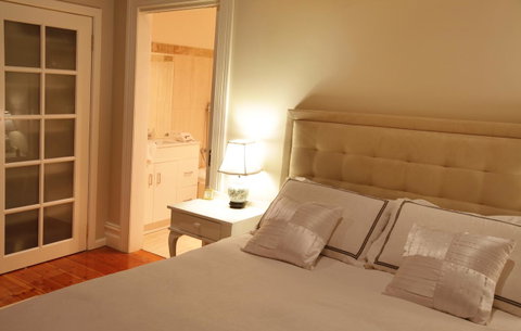 Fairbank House - Accommodation Main Beach 3