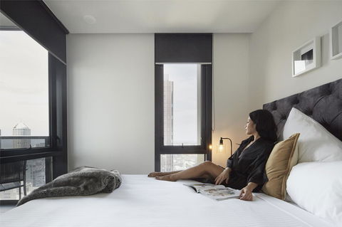 Empire Melbourne Central By Apartments Of Melbourne - Accommodation Main Beach 15